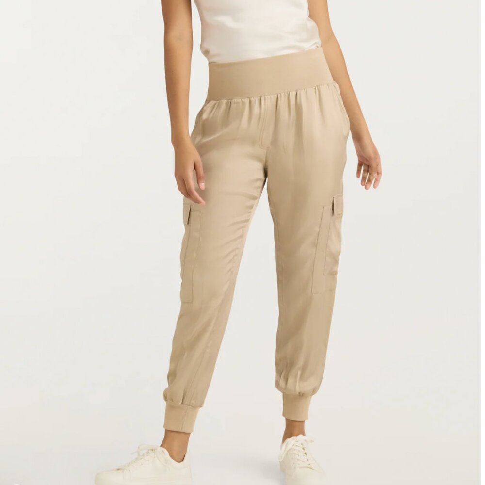 ✨ SALE✨ Cinq a Sept 5a7 Giles Pant - Khaki Beige Cream Jogger Satin